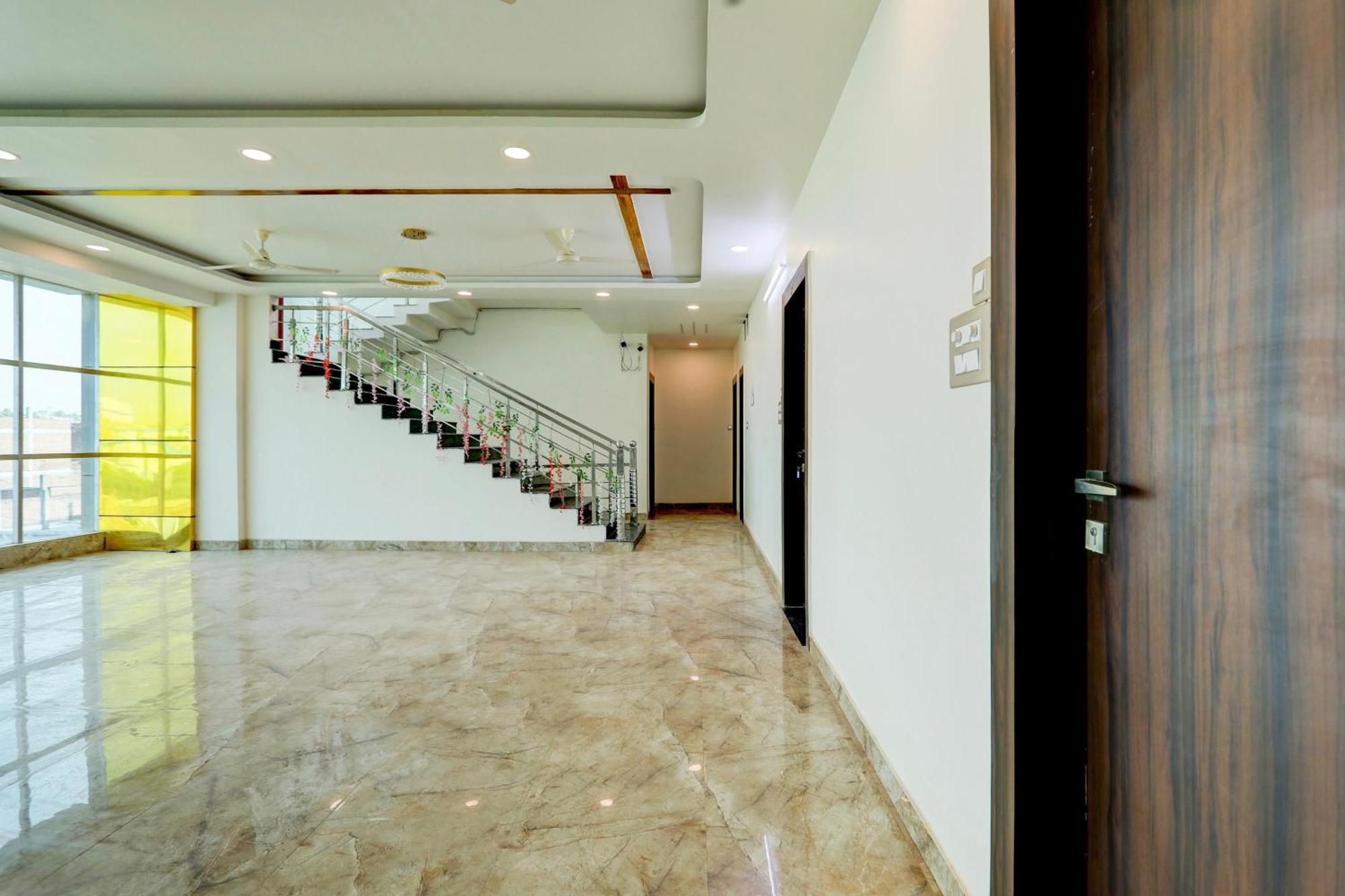 Hotel O Krishna Greens Kánpur Exteriér fotografie